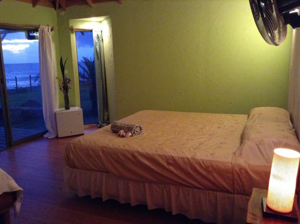 Mahia Hotel & Resto Hanga Roa Room photo